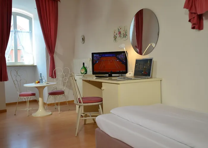 Romantica Blauer Hecht 3*