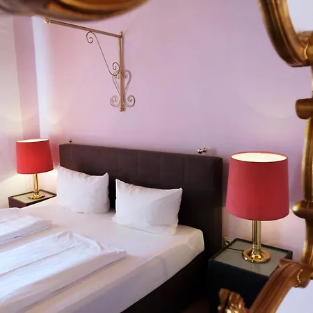 Romantica Blauer Hecht