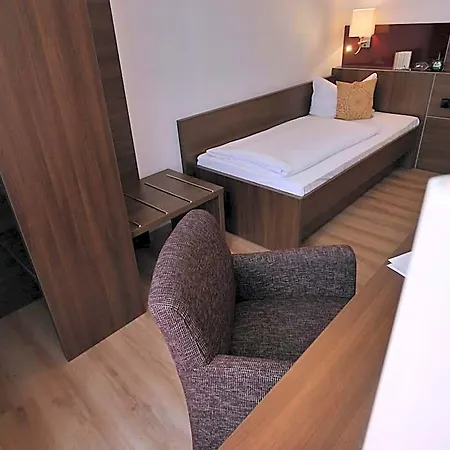Romantica Blauer Hecht Hotell