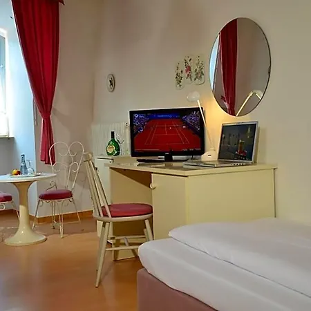 Romantica Blauer Hecht Hotell