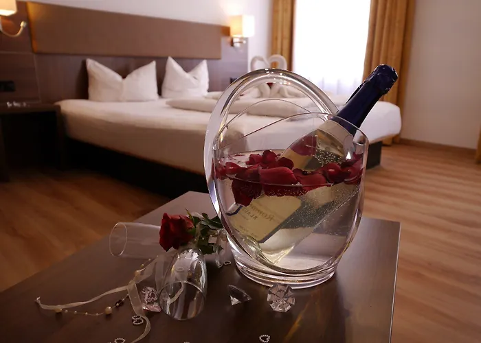 Hotel Romantica Blauer Hecht 3*